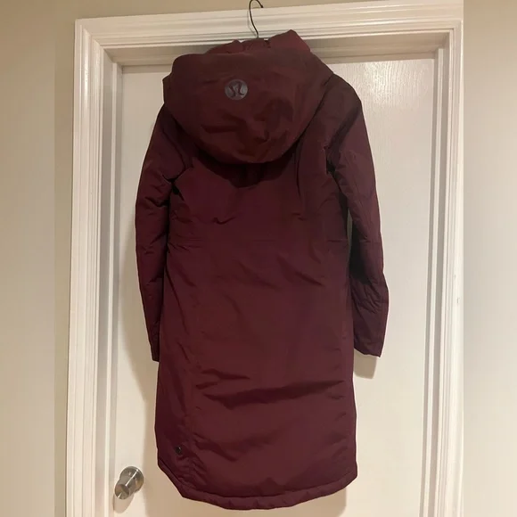 Lululemon Snow Warrior Parka Garnet Size 2. Waterproof.